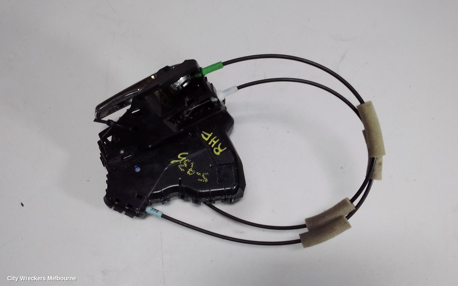 TOYOTA CAMRY DOOR/BOOT/GATE LOCK, RIGHT FRONT DOOR LOCK, ASV50/AVV50, 12/2011 - 10/2017