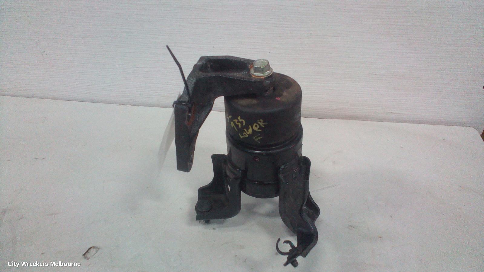 TOYOTA CAMRY MOUNT, XV50, 12/2011 - 05/2015