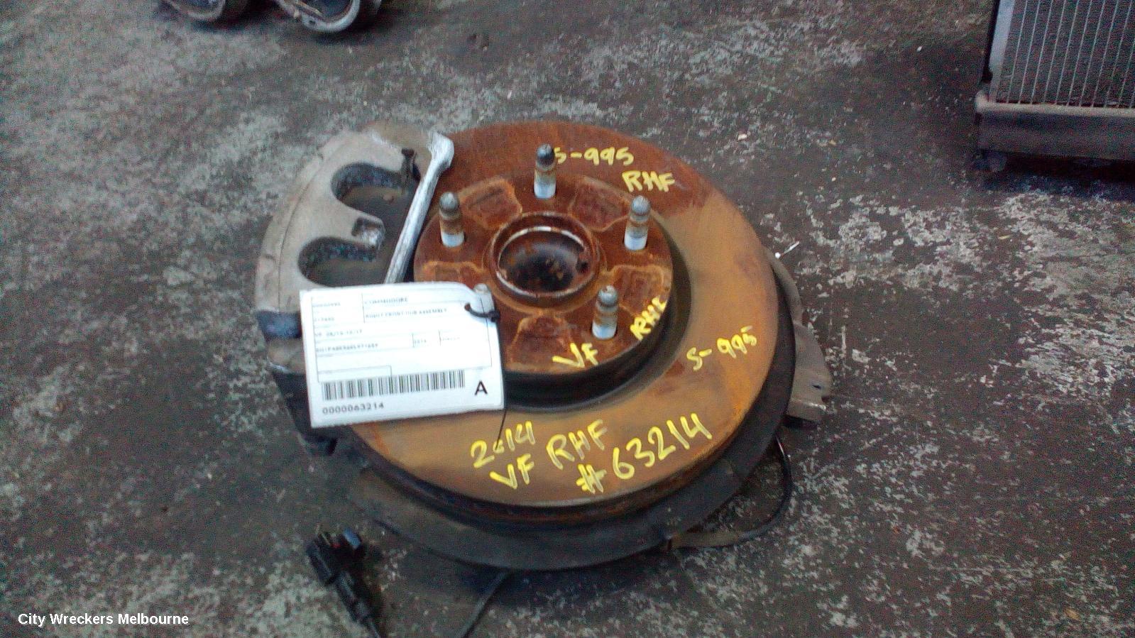 HOLDEN COMMODORE RIGHT FRONT HUB ASSEMBLY, VF, 05/2013 - 12/2017