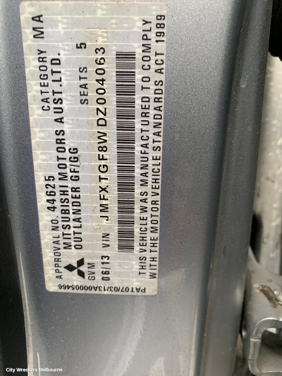 MITSUBISHI OUTLANDER INSTRUMENT CLUSTER, PETROL, AUTO T/M, W/ ECO ON TACHO, ZJ-ZK, 10/2012 - 03/2018