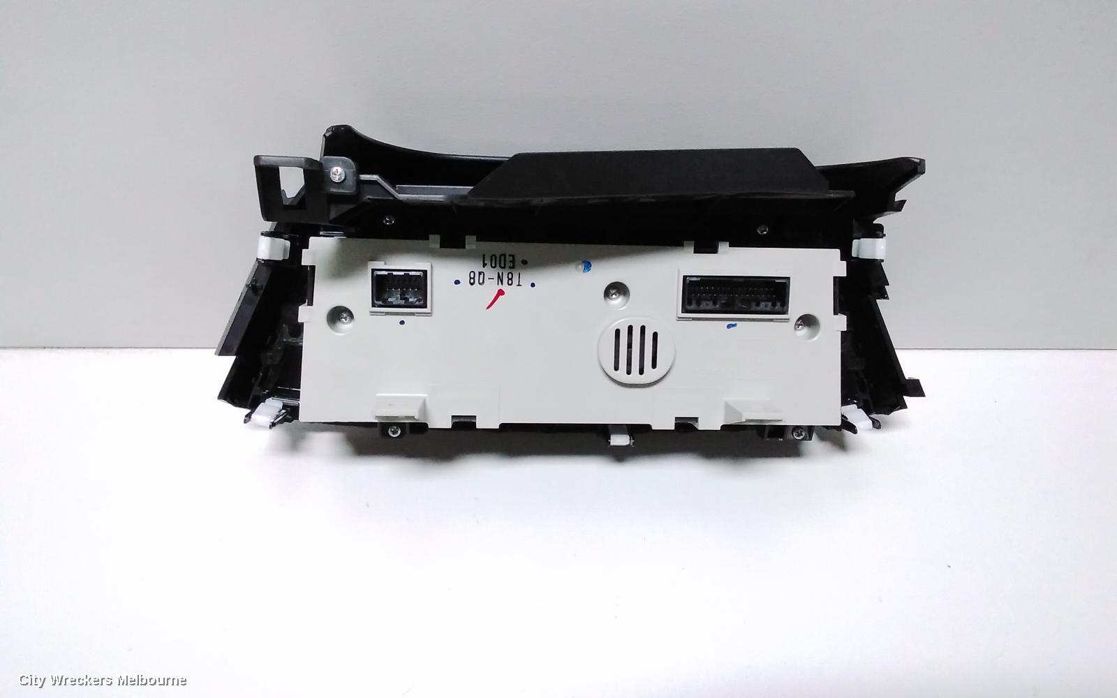 HONDA HRV HEATER/AC CONTROLS, SINGLE-ZONE CLIMATE CONTROL, RU5, 12/2014 ONWARDS