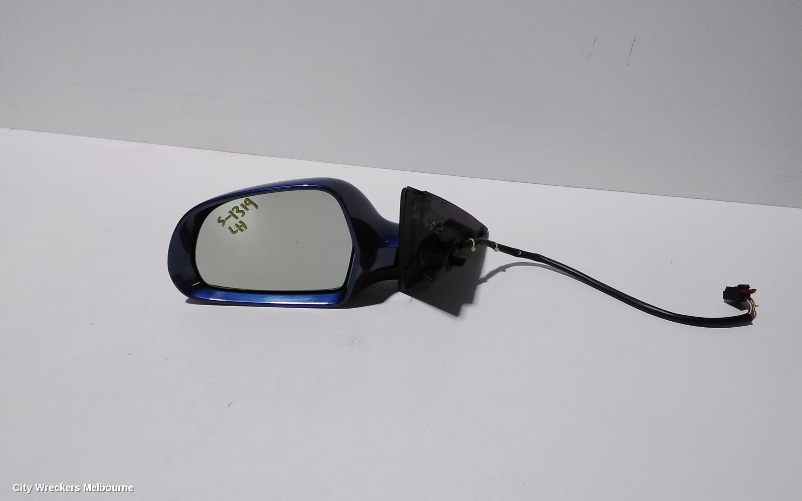 AUDI A4 LEFT DOOR MIRROR, B8 8K, A4, MANUAL FOLD, NO LANE CHANGE ASSIST TYPE, 1 PLUG (6 WIRE), 02/2008 - 05/2009