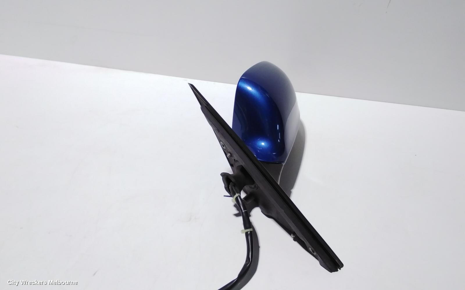AUDI A4 LEFT DOOR MIRROR, B8 8K, A4, MANUAL FOLD, NO LANE CHANGE ASSIST TYPE, 1 PLUG (6 WIRE), 02/2008 - 05/2009