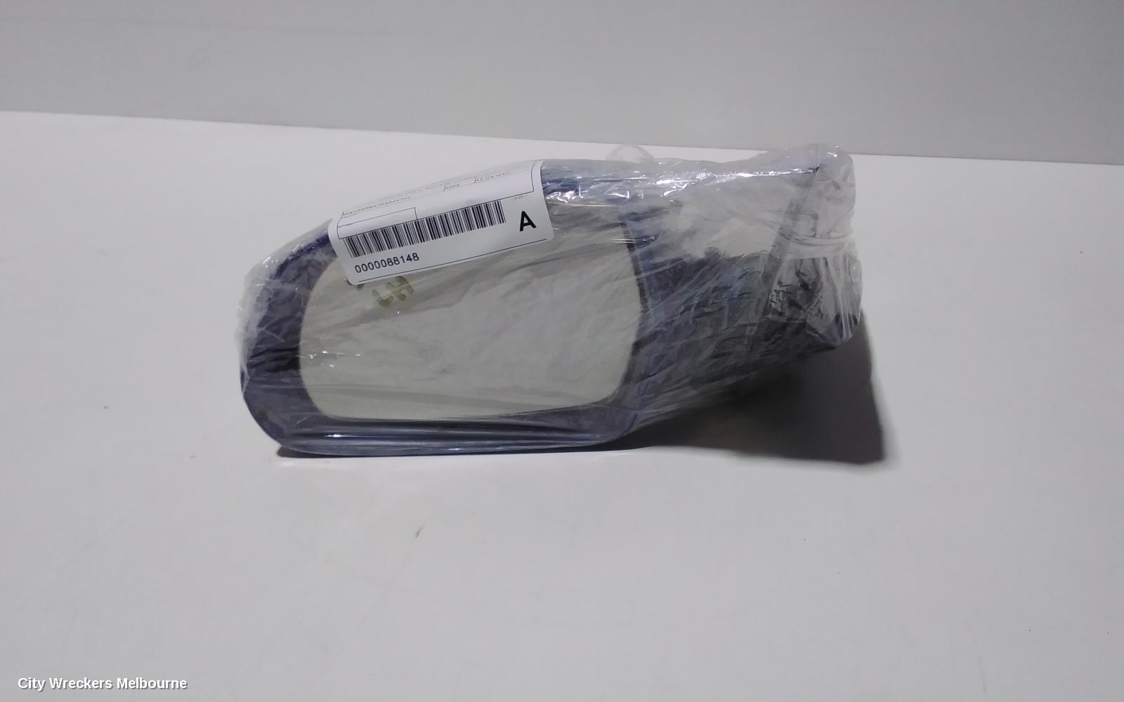 AUDI A4 LEFT DOOR MIRROR, B8 8K, A4, MANUAL FOLD, NO LANE CHANGE ASSIST TYPE, 1 PLUG (6 WIRE), 02/2008 - 05/2009
