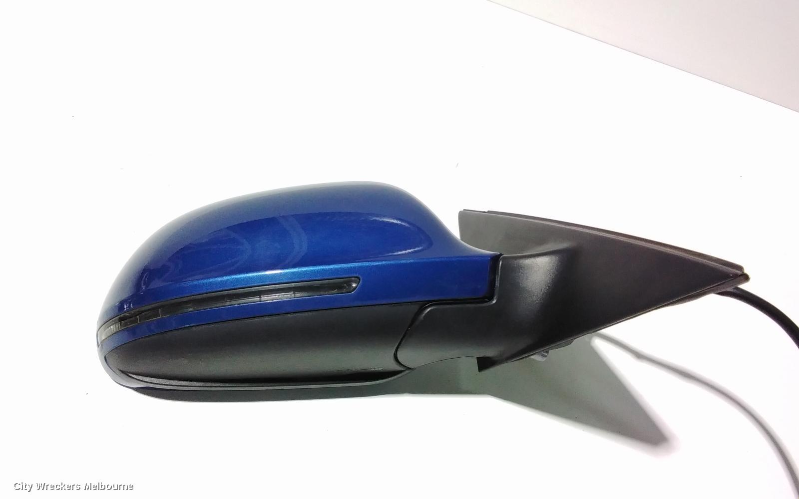 AUDI A4 RIGHT DOOR MIRROR, B8 8K, A4, MANUAL FOLD, NO LANE CHANGE ASSIST TYPE, 1 PLUG (6 WIRE), 02/2008 - 05/2009