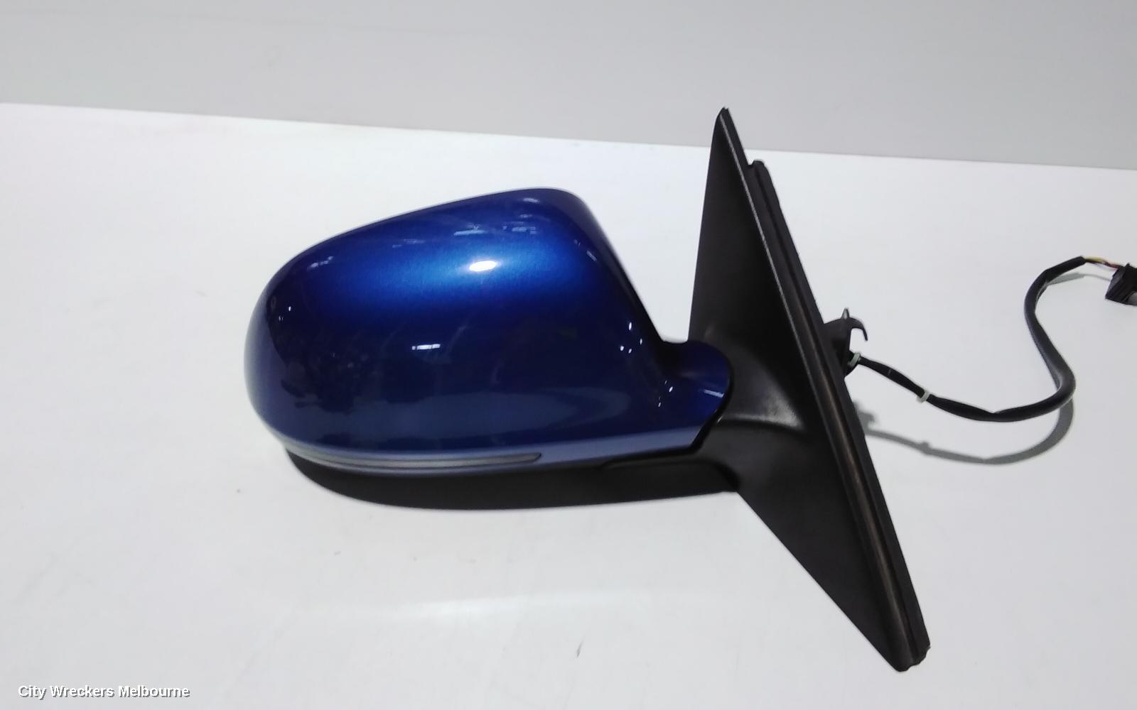 AUDI A4 RIGHT DOOR MIRROR, B8 8K, A4, MANUAL FOLD, NO LANE CHANGE ASSIST TYPE, 1 PLUG (6 WIRE), 02/2008 - 05/2009