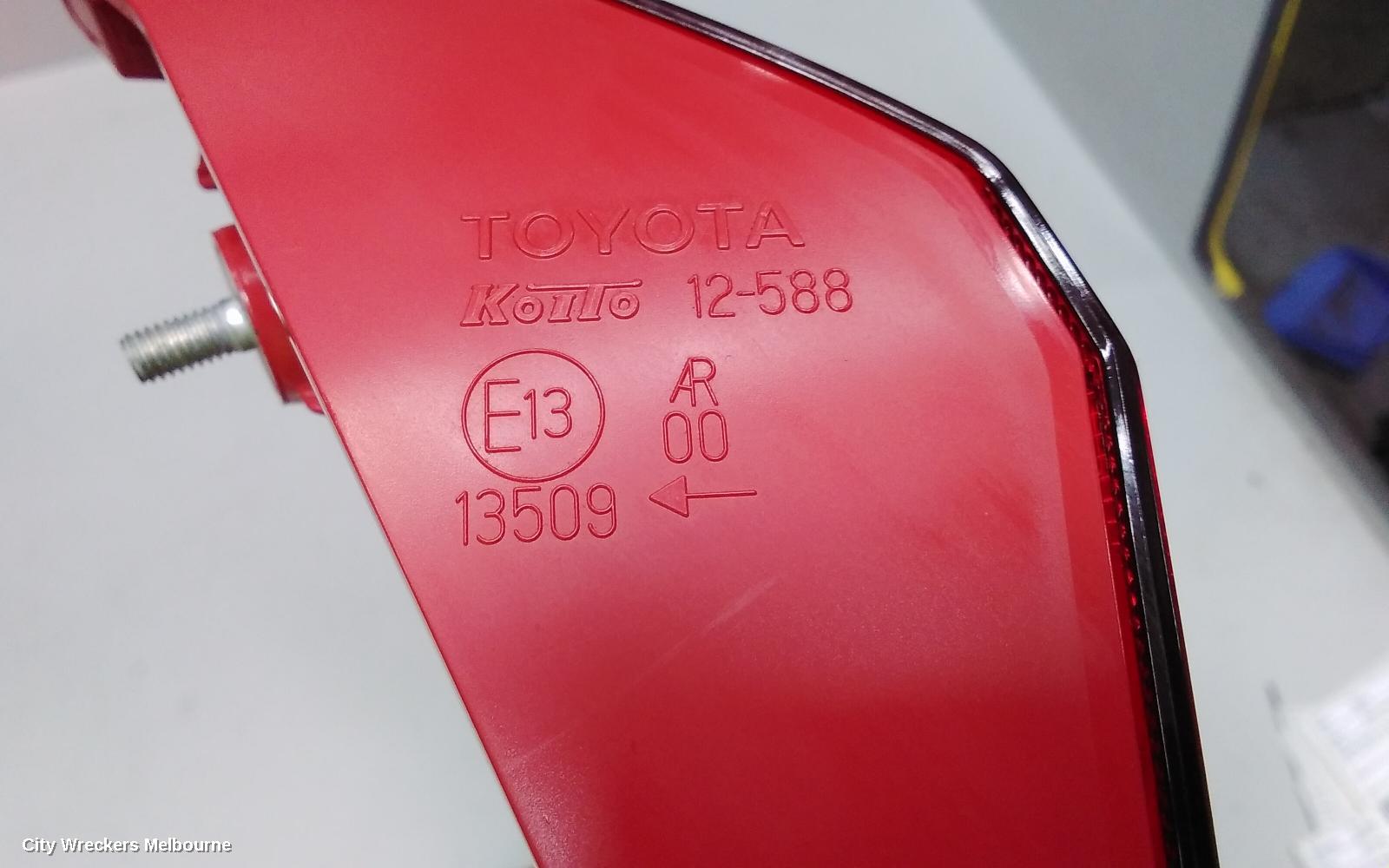 TOYOTA COROLLA REAR GARNISH, TAILGATE LAMP (LH SIDE), ZRE182R, HATCH, 10/2012 - 03/2015