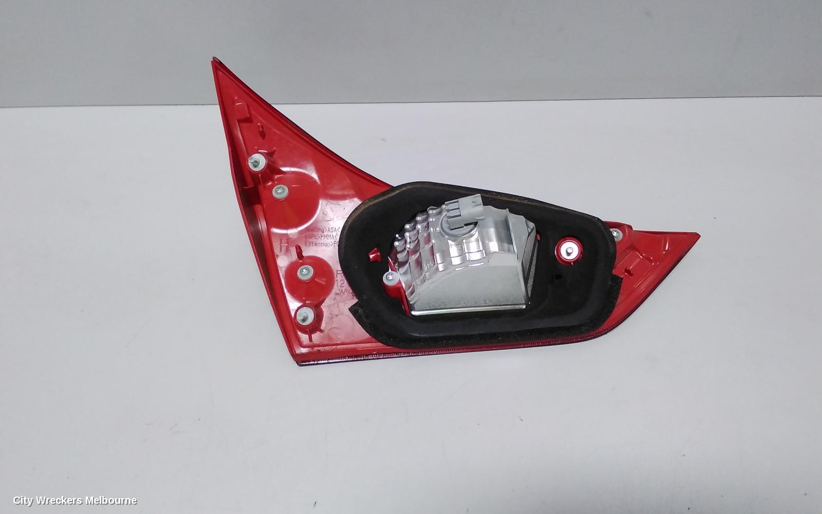 TOYOTA COROLLA REAR GARNISH, TAILGATE LAMP (RH SIDE), ZRE182R, HATCH, 10/2012 - 03/2015