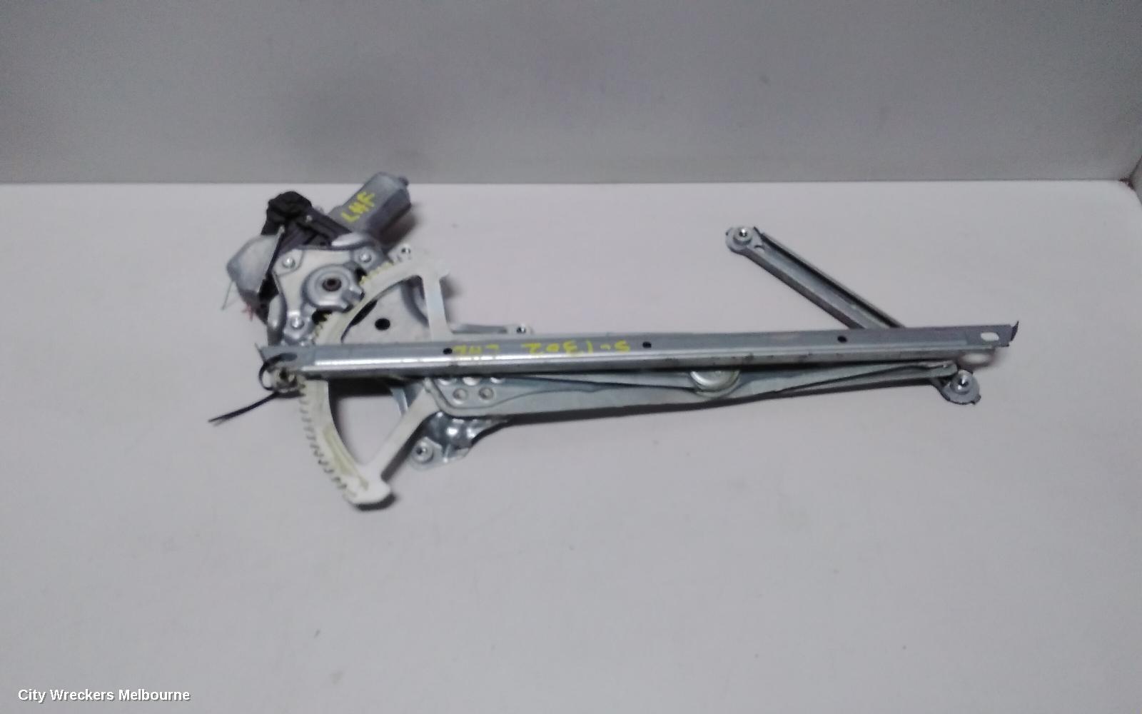 TOYOTA COROLLA LEFT FRONT WINDOW REG/MOTOR, ZRE182R, HATCH, 01/2014 - 06/2018