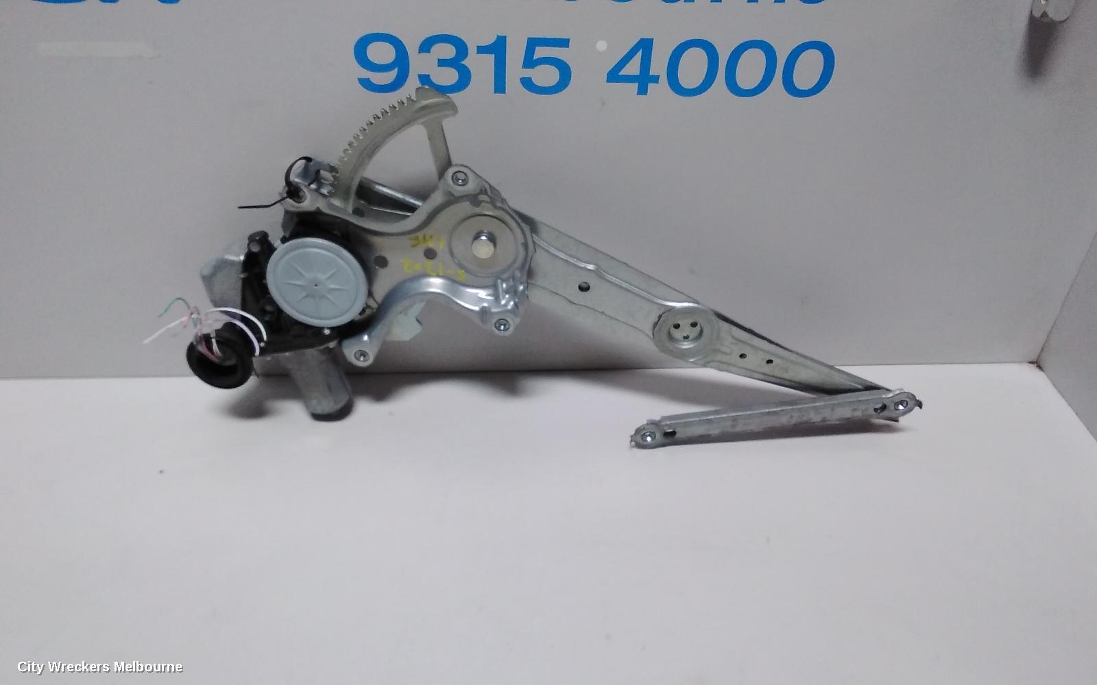 TOYOTA COROLLA LEFT FRONT WINDOW REG/MOTOR, ZRE182R, HATCH, 01/2014 - 06/2018