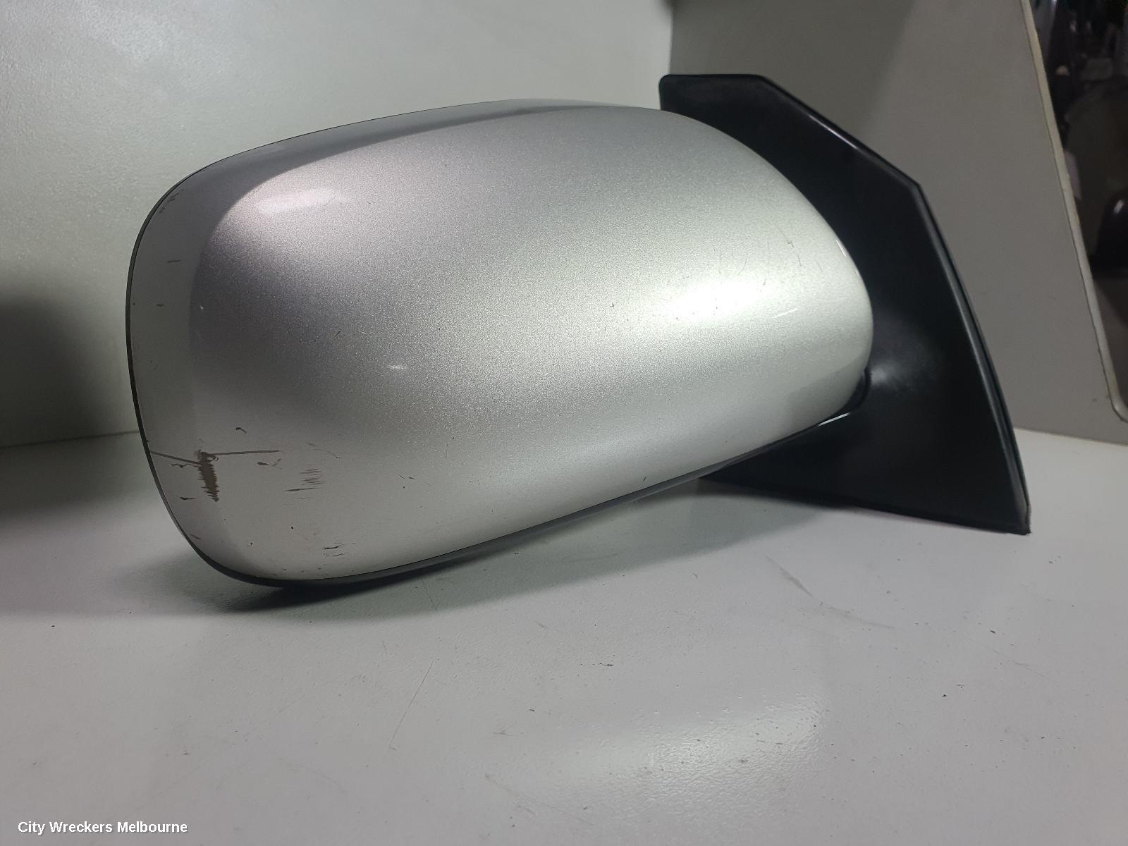TOYOTA COROLLA LEFT DOOR MIRROR, ZZE122 (JAPAN-VIN JTD), POWER, 04/2004 - 06/2007