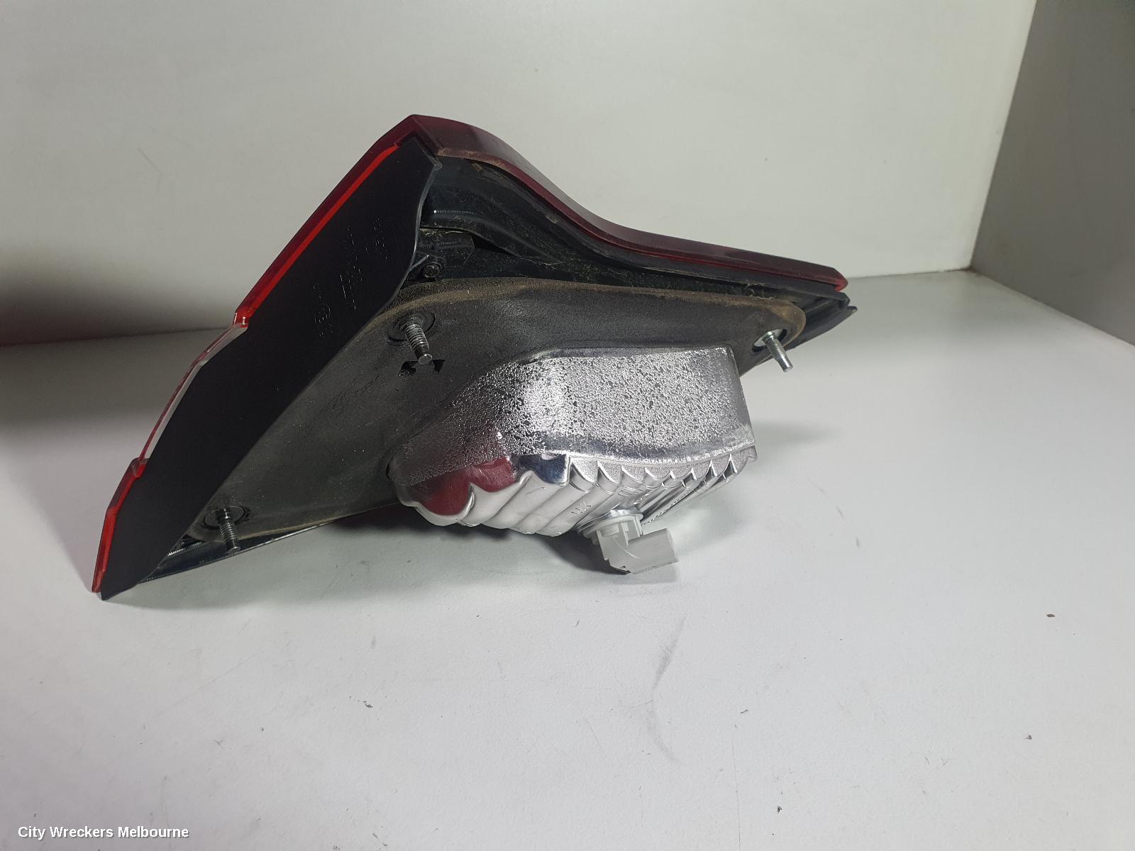 SUBARU LIBERTY REAR GARNISH, BOOTLID LAMP (LH SIDE), 6TH GEN, 08/2014 ONWARDS