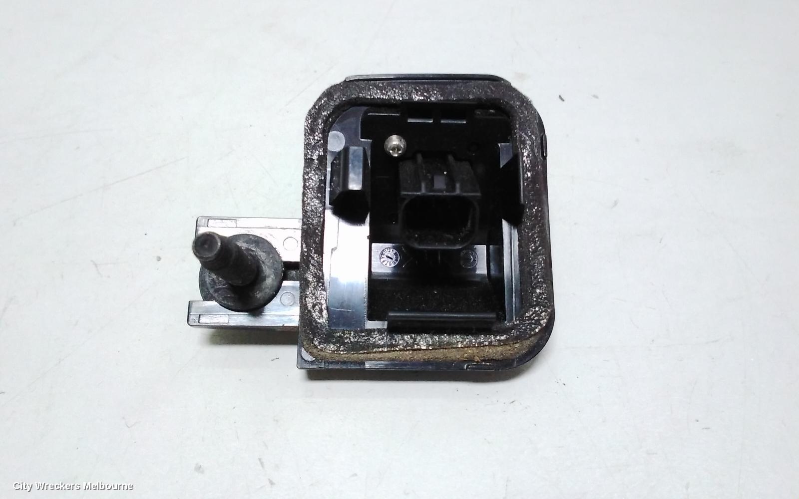 TOYOTA COROLLA REVERSE CAMERA, REVERSE CAMERA, ZRE182R, 10/2012 - 06/2018