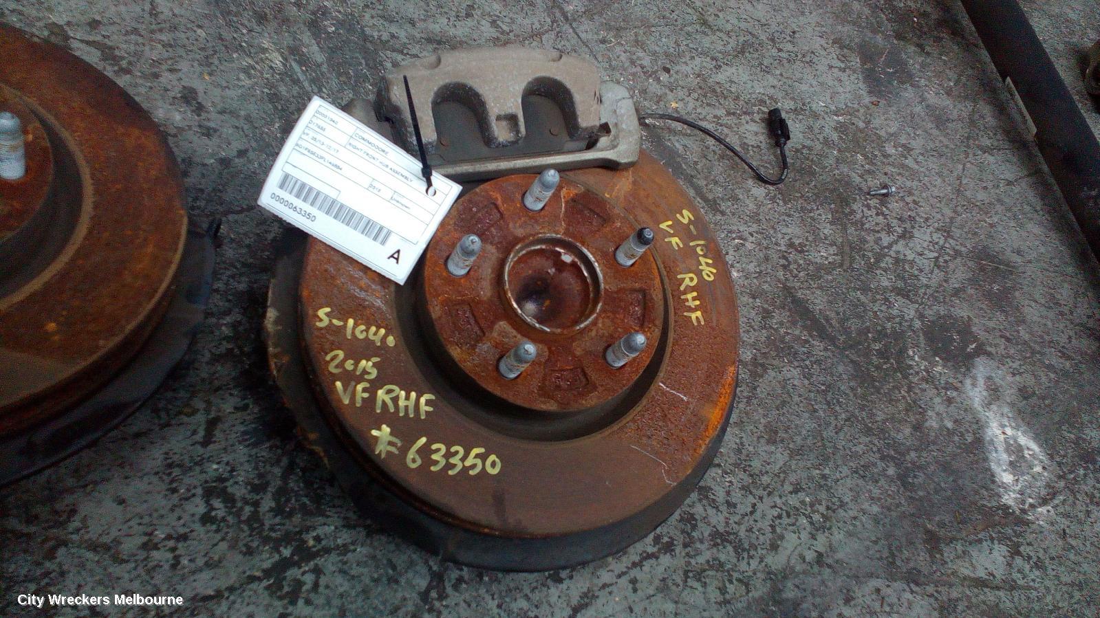 HOLDEN COMMODORE RIGHT FRONT HUB ASSEMBLY, VF, 05/2013 - 12/2017