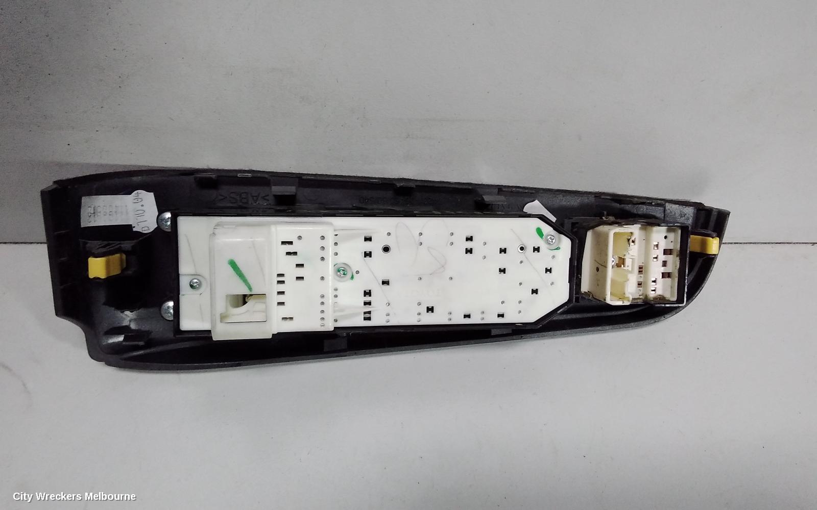 TOYOTA CAMRY PWR DR WIND SWITCH, RH FRONT (MASTER SWITCH), ASV50/AVV50, 12/2011 - 10/2017