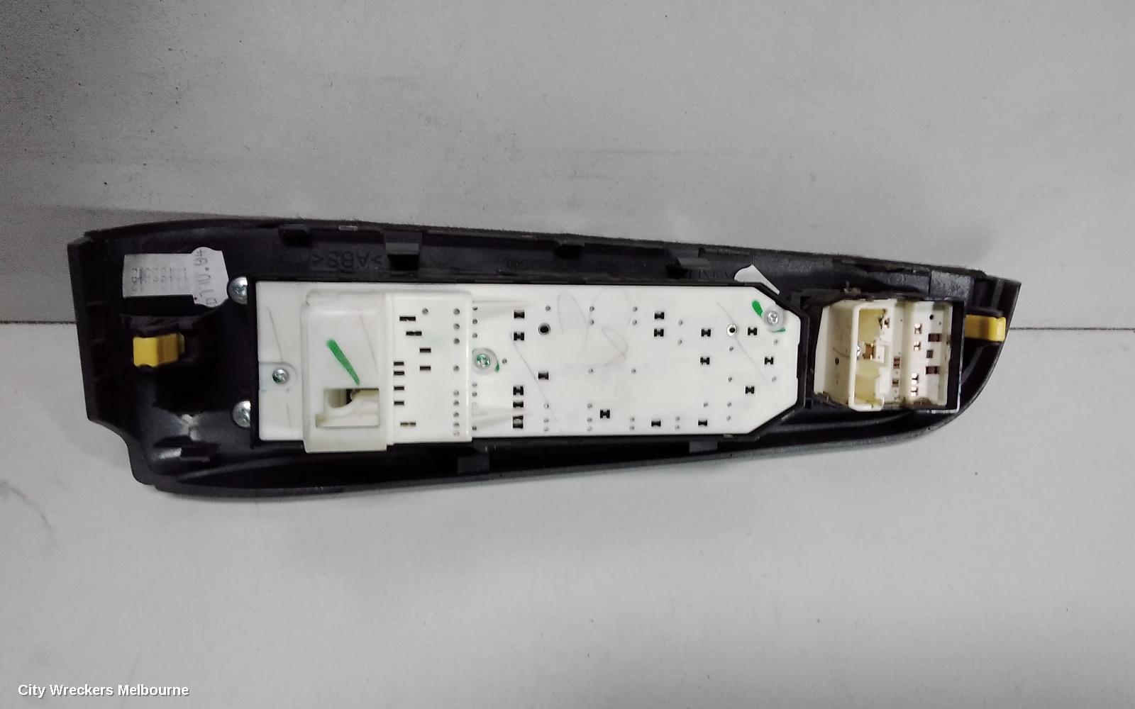 TOYOTA CAMRY PWR DR WIND SWITCH, RH FRONT (MASTER SWITCH), ASV50/AVV50, 12/2011 - 10/2017
