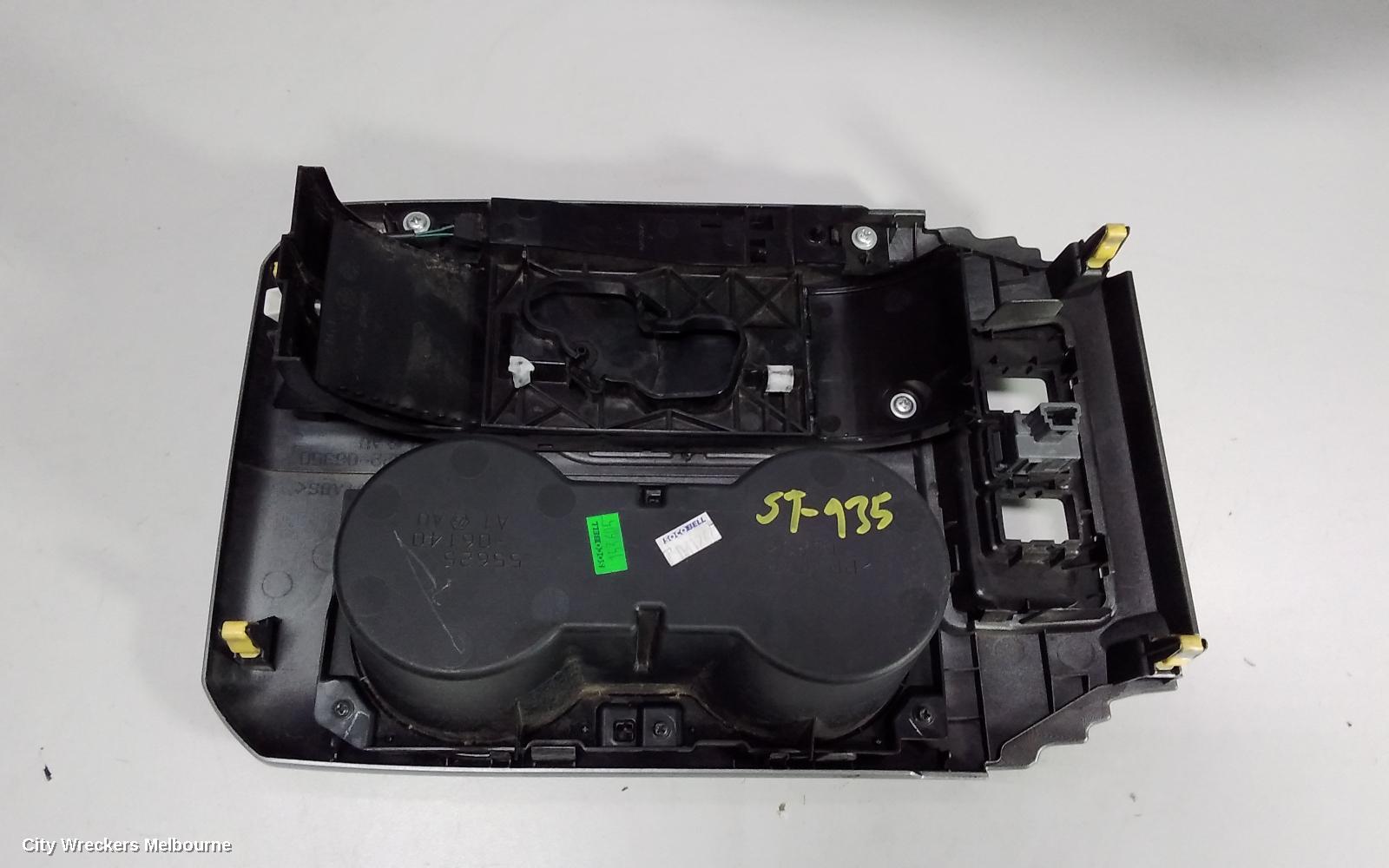 TOYOTA CAMRY, XV50, 12/2011 - 05/2015, CUP HOLDER: 63368