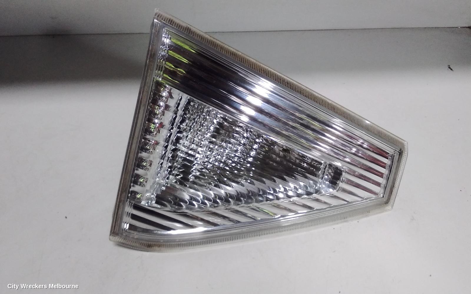SUBARU IMPREZA REAR GARNISH, TAILGATE LAMP (LH SIDE), HATCH, G3, 04/2007 - 11/2011