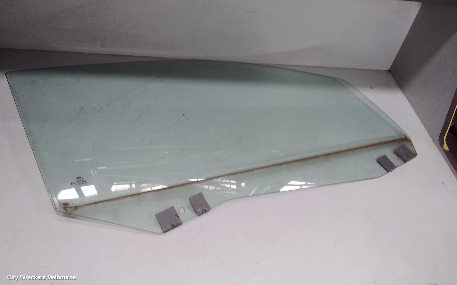 FORD TERRITORY RIGHT FRONT DOOR WINDOW, SX-SZ, 05/2004 - 12/2016