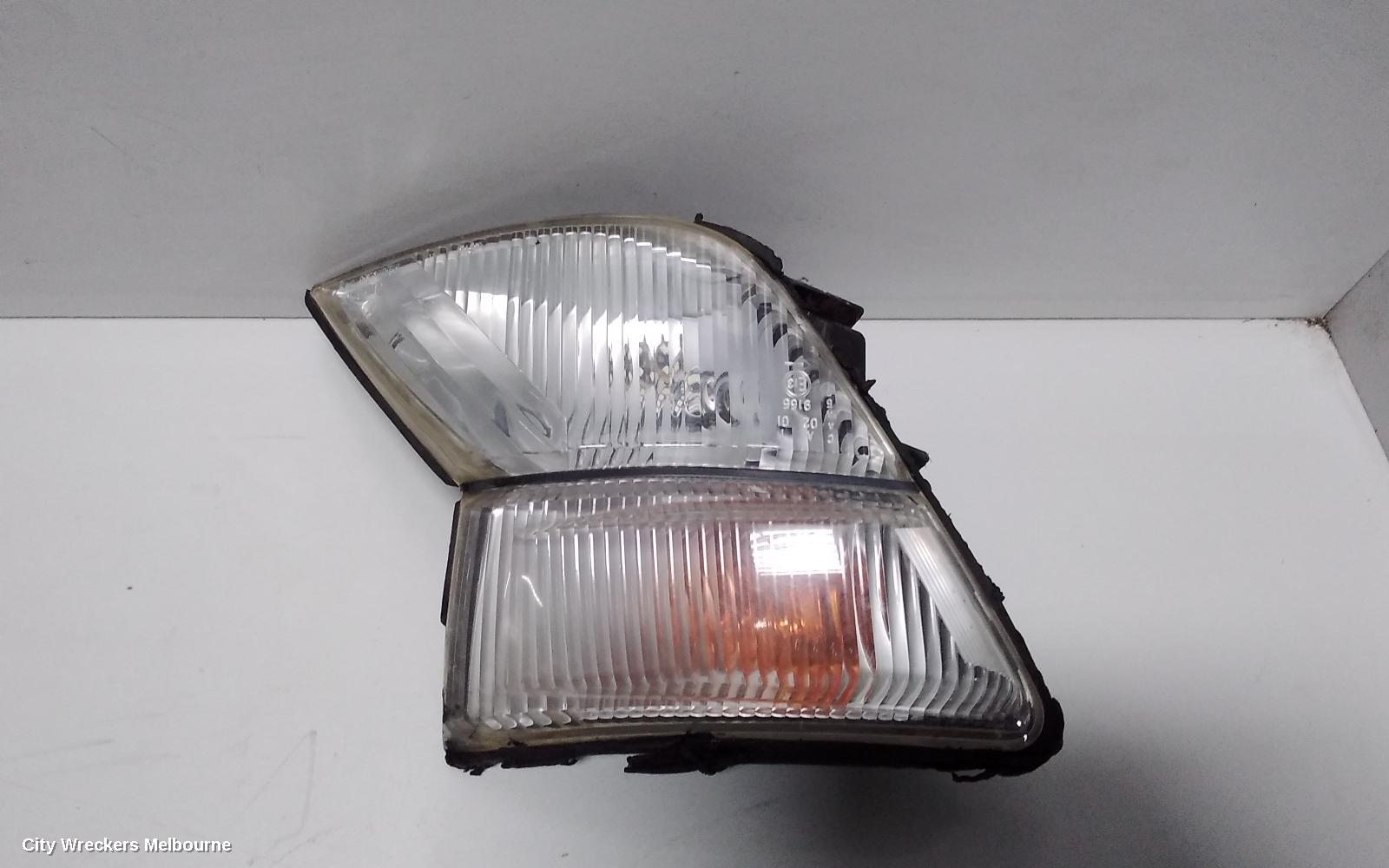 NISSAN PATROL RIGHT INDICATOR/FOG/SIDE, CORNER LAMP, WAGON, 12/1997 - 09/2001