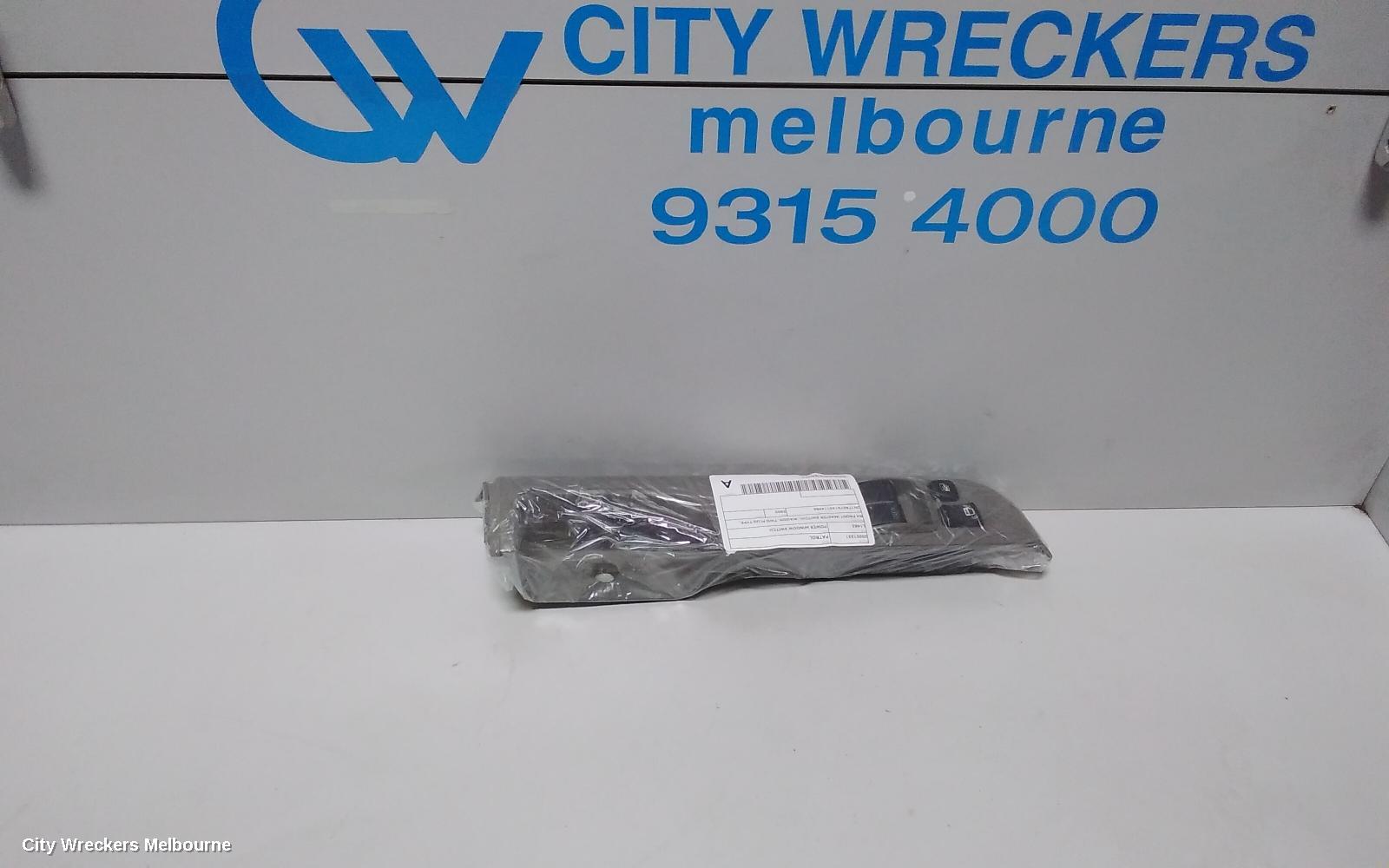 NISSAN PATROL PWR DR WIND SWITCH, RH FRONT (MASTER SWITCH), WAGON, TWO PLUG TYPE, Y61/GU, 12/1997 - 04/2017