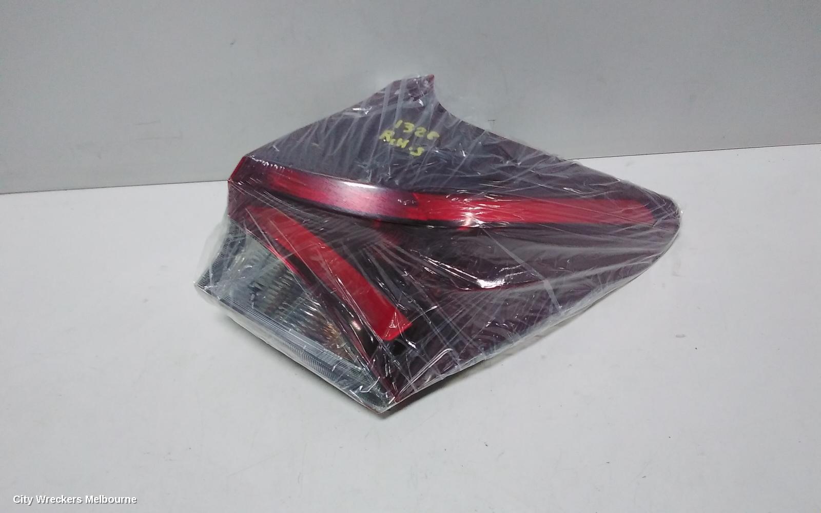 TOYOTA COROLLA RIGHT TAILLIGHT, ZRE182R, HATCH, 03/2015 - 06/2018