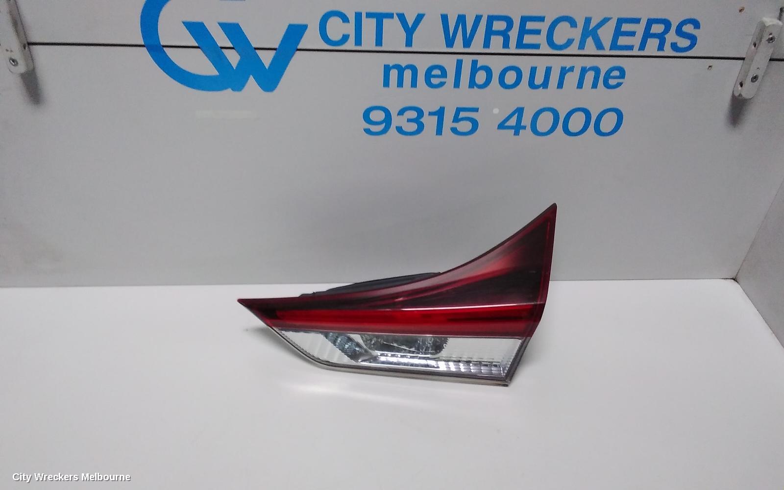 TOYOTA COROLLA REAR GARNISH, TAILGATE LAMP (RH SIDE), ZRE182R/ZWE186R, HATCH, 03/2015 - 06/2018