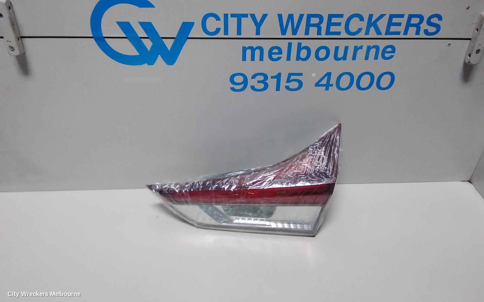 TOYOTA COROLLA REAR GARNISH, TAILGATE LAMP (RH SIDE), ZRE182R/ZWE186R, HATCH, 03/2015 - 06/2018