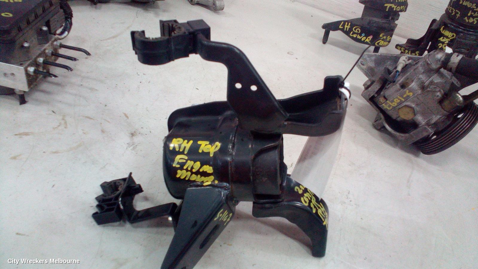 TOYOTA COROLLA MOUNT, ZRE182R 10/2012 - 06/2018