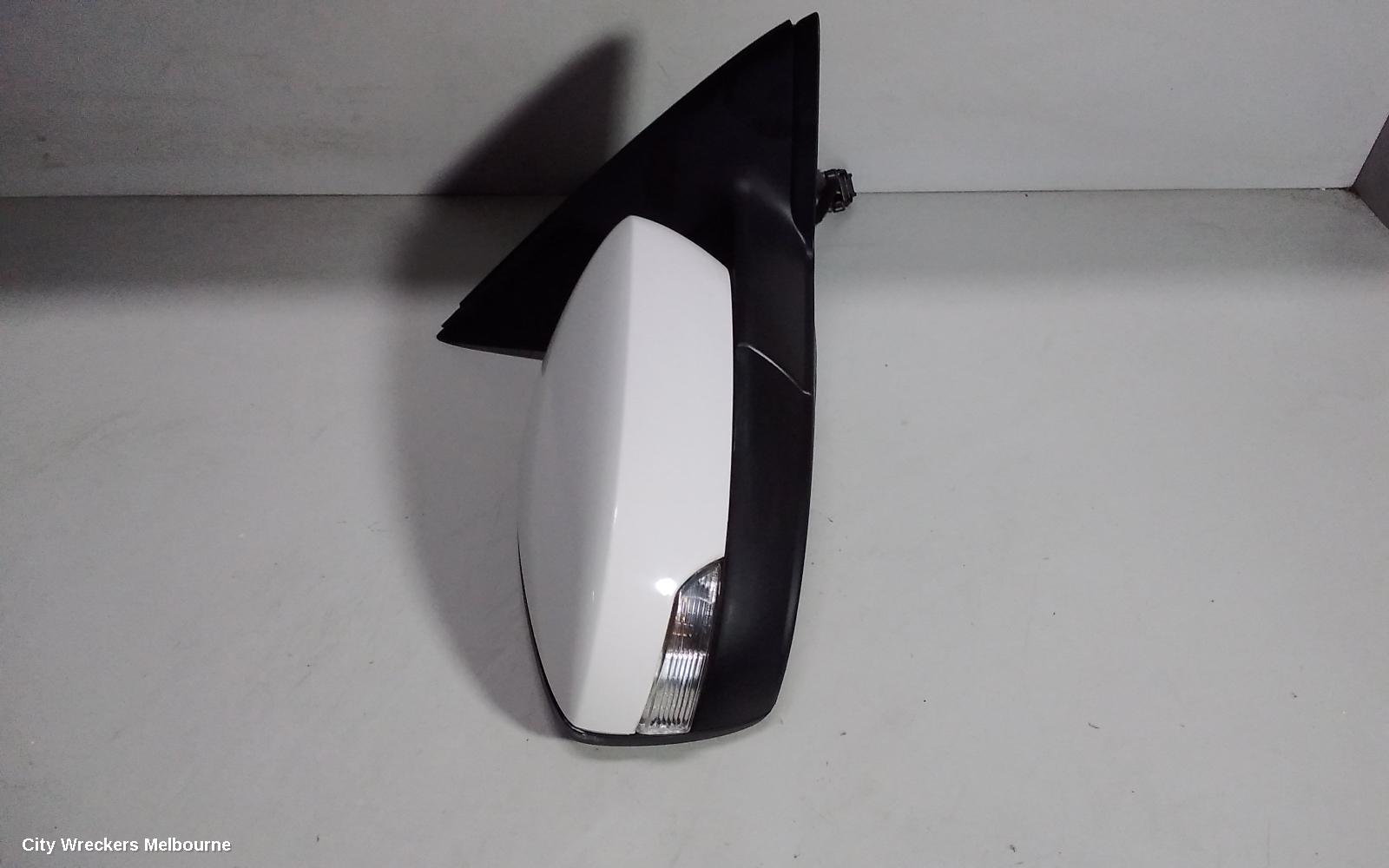 SKODA FABIA RIGHT DOOR MIRROR, NJ, POWER ADJUST, HEATED, NON BLIND SPOT, 01/2015 - 08/2021