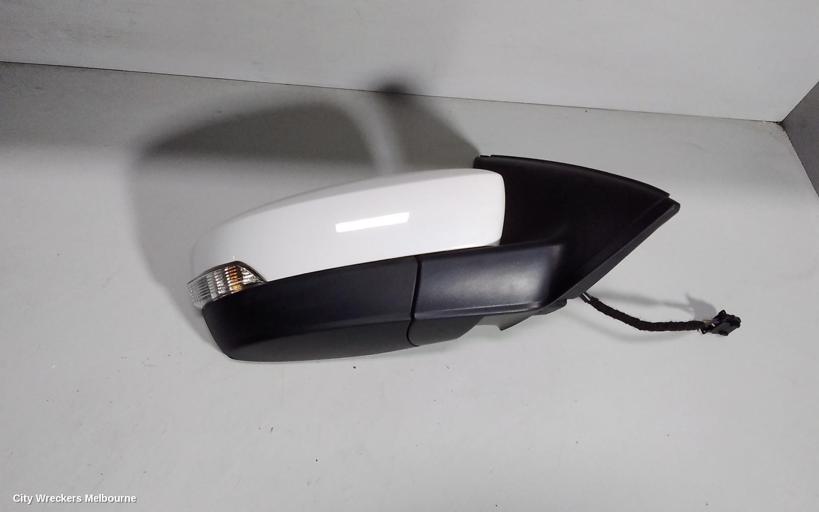 SKODA FABIA RIGHT DOOR MIRROR, NJ, POWER ADJUST, HEATED, NON BLIND SPOT, 01/2015 - 08/2021