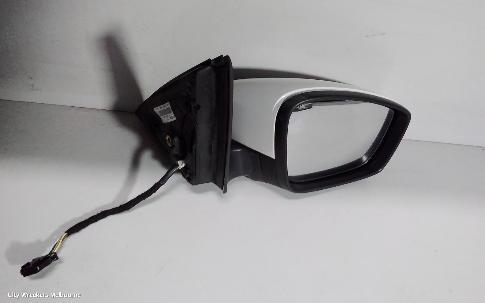 SKODA FABIA RIGHT DOOR MIRROR, NJ, POWER ADJUST, HEATED, NON BLIND SPOT, 01/2015 - 08/2021
