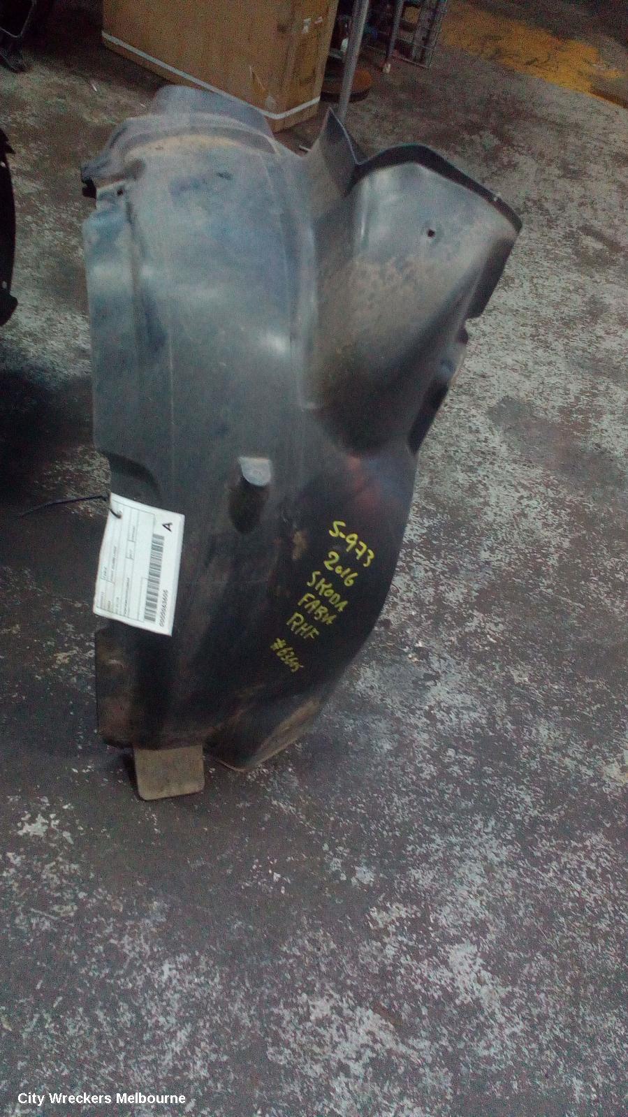 SKODA FABIA LEFT GUARD LINER, NJ, 01/2015 - 08/2021