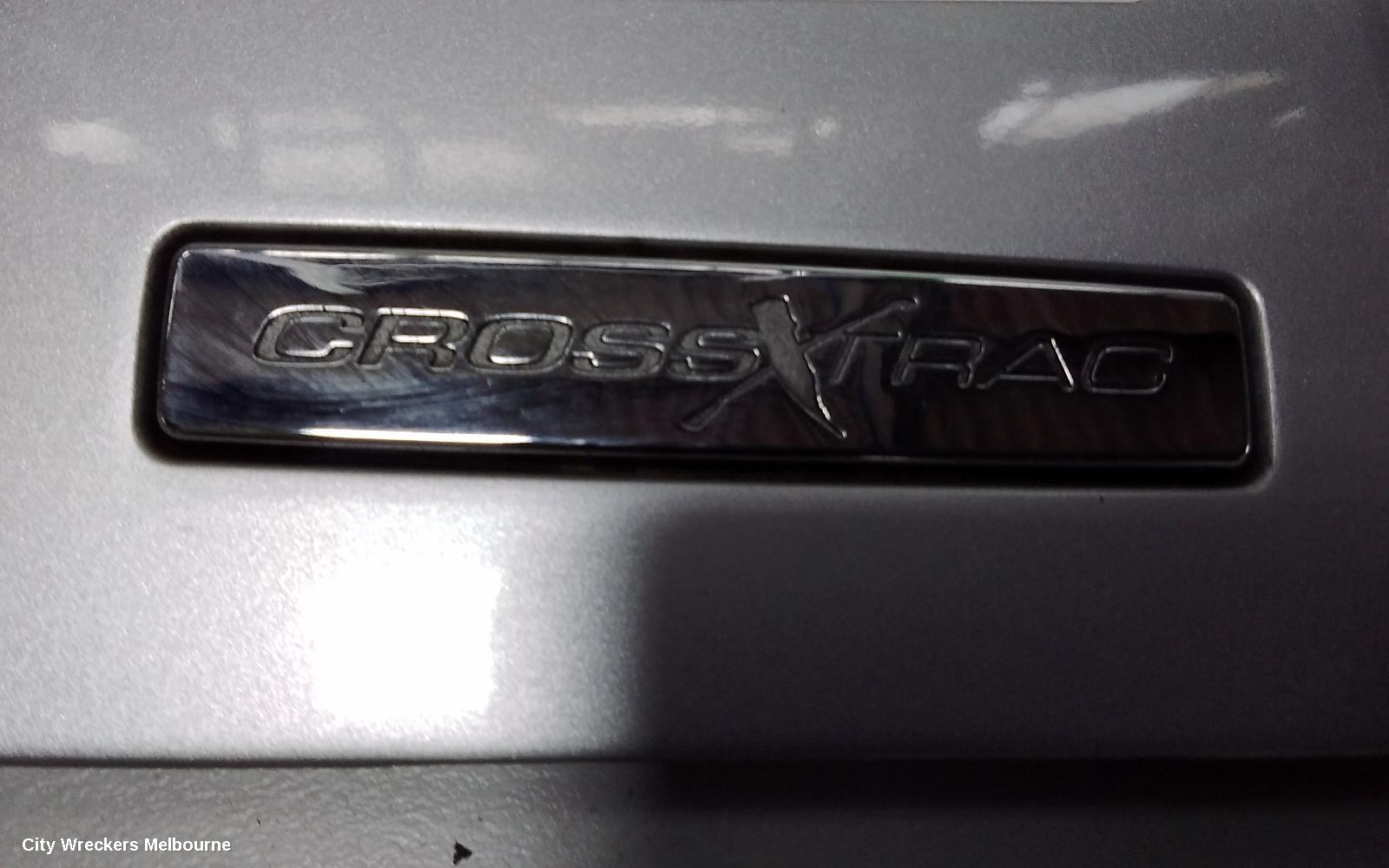 HOLDEN COMMODORE, VZ, 08/2004 - 09/2007, SIDE MOULD LH  ON THE BODY: 63618