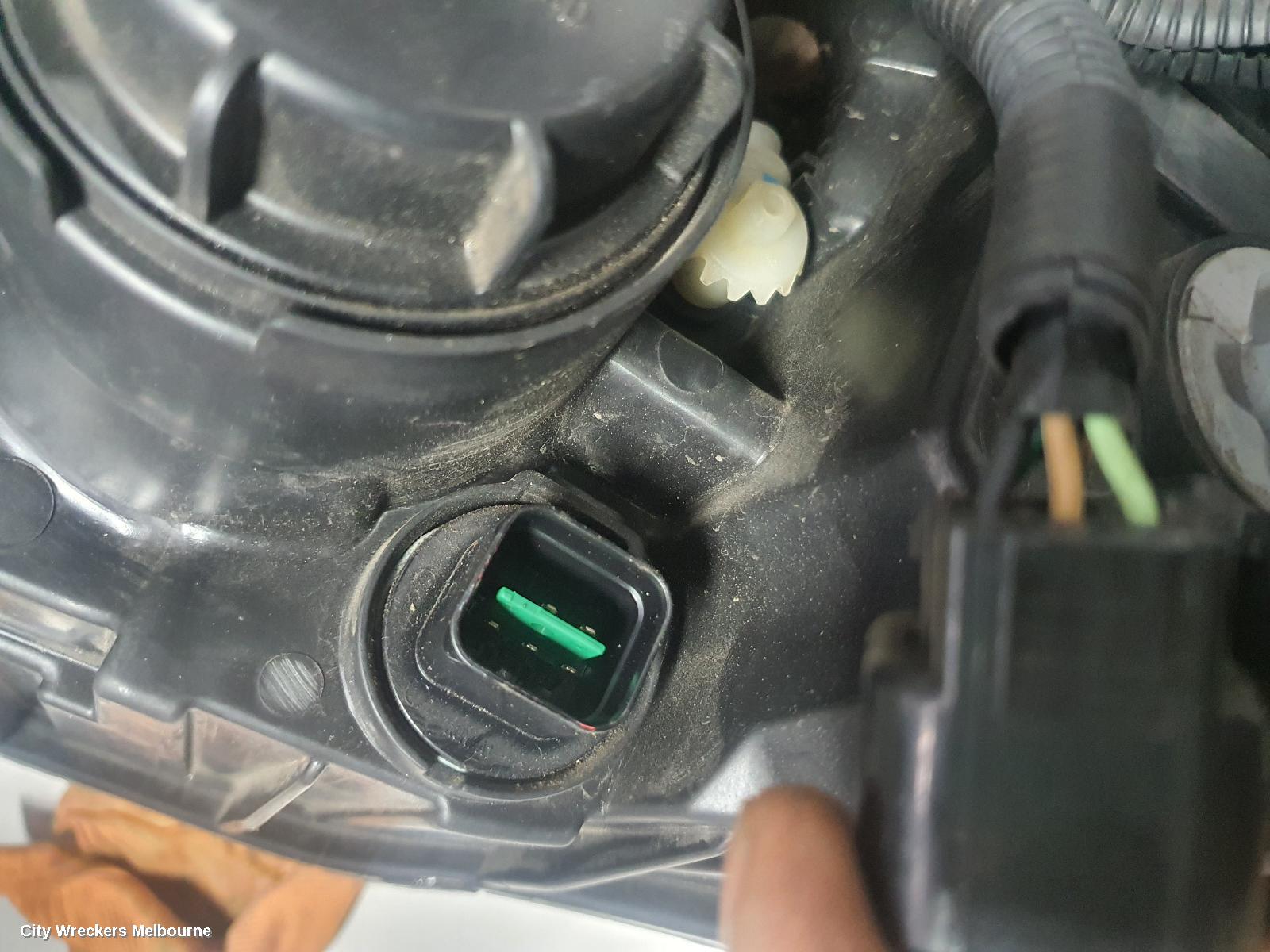 HOLDEN CAPTIVA RIGHT HEADLAMP, CG, CAPTIVA 7 (4TH VIN = C), BLACK SURROUND, 01/2011 - 09/2015