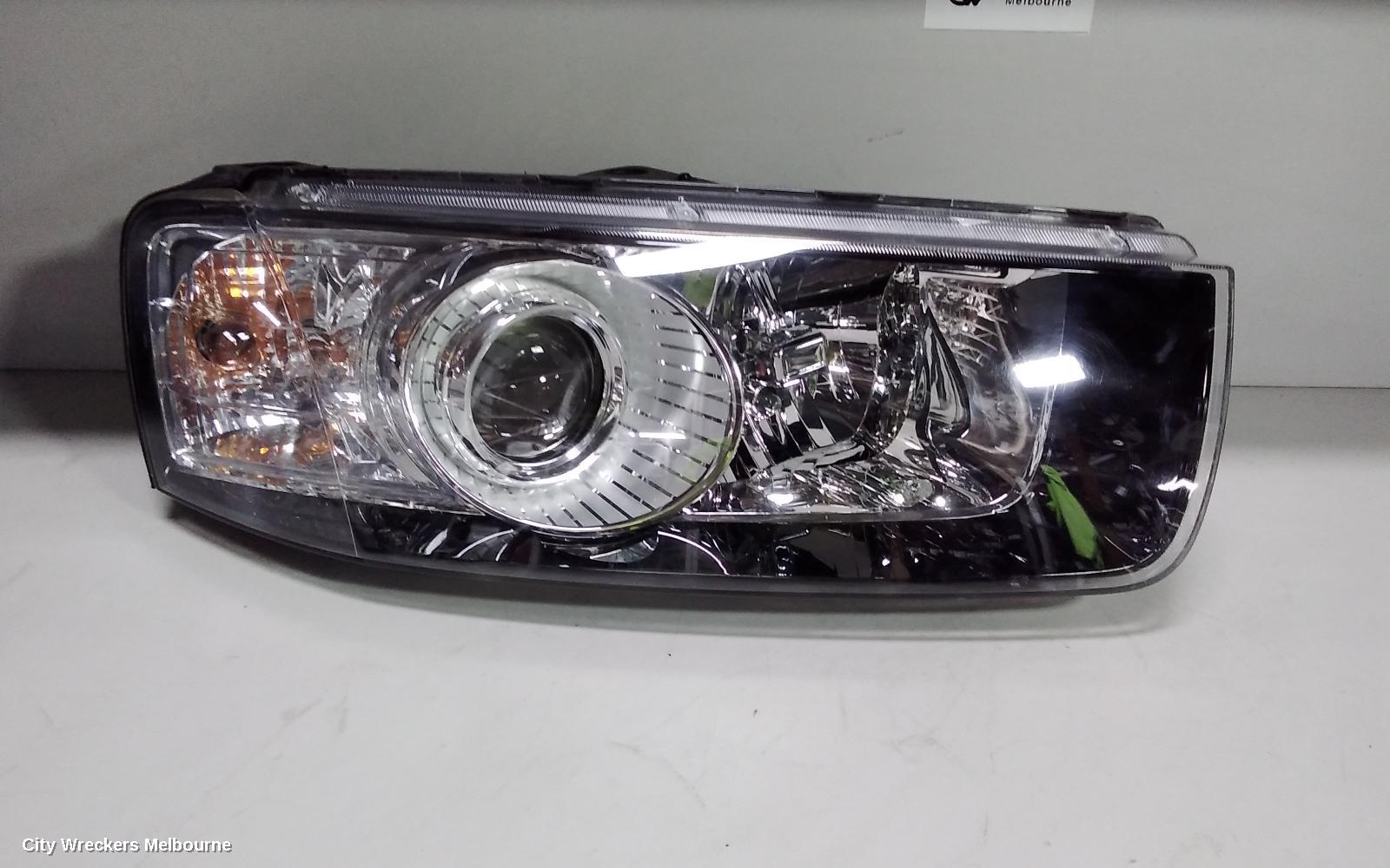 HOLDEN CAPTIVA RIGHT HEADLAMP, CG, CAPTIVA 7 (4TH VIN = C), BLACK SURROUND, 01/2011 - 09/2015