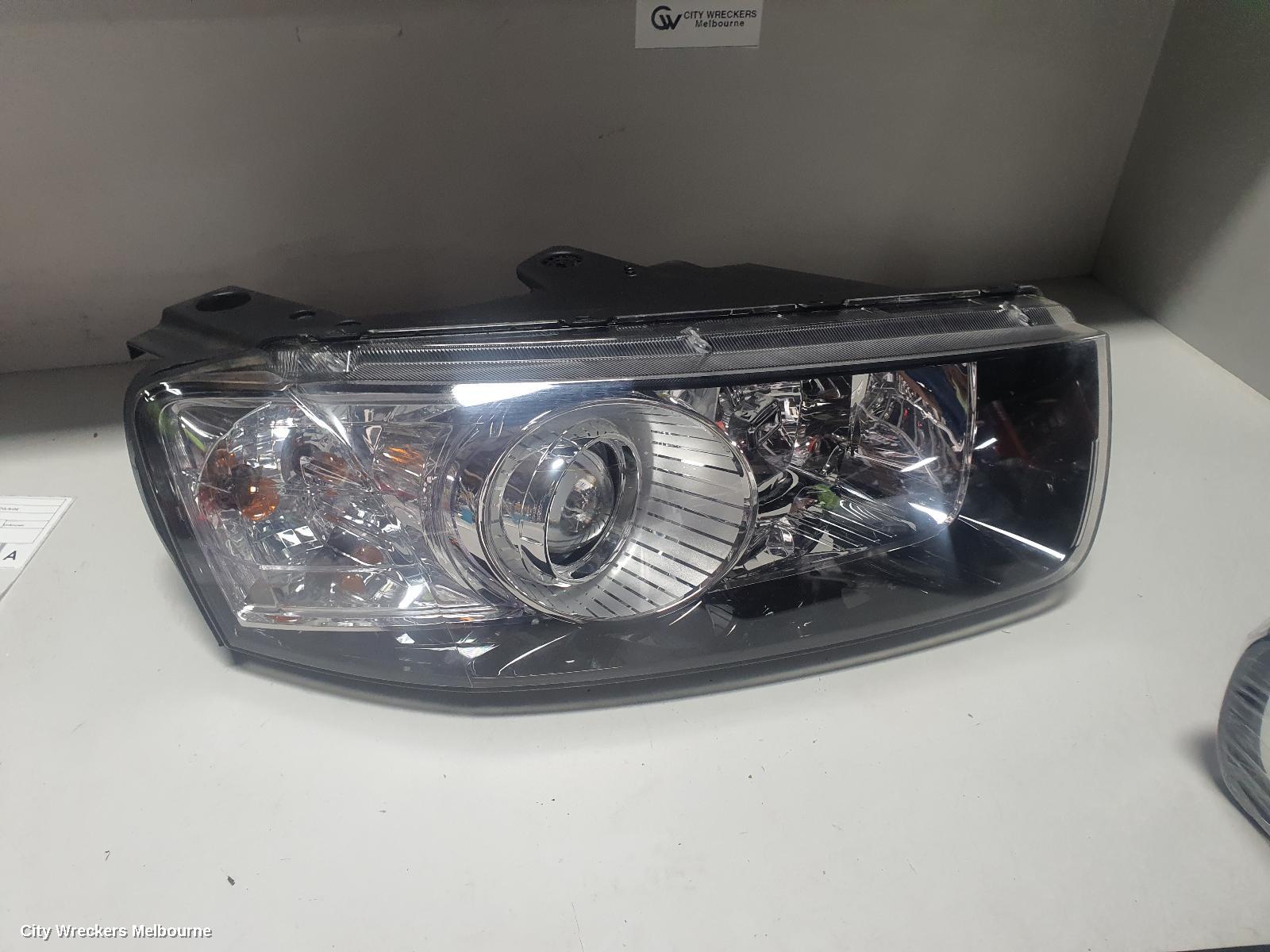 HOLDEN CAPTIVA RIGHT HEADLAMP, CG, CAPTIVA 7 (4TH VIN = C), BLACK SURROUND, 01/2011 - 09/2015