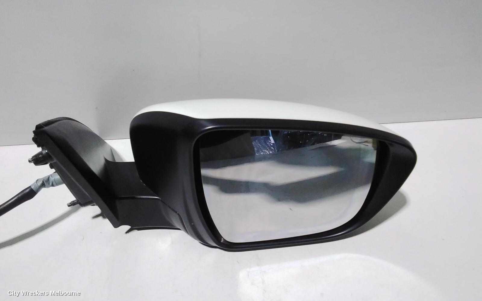 NISSAN QASHQAI RIGHT DOOR MIRROR, J11, ST, MANUAL FOLD, 06/2014 - 06/2017