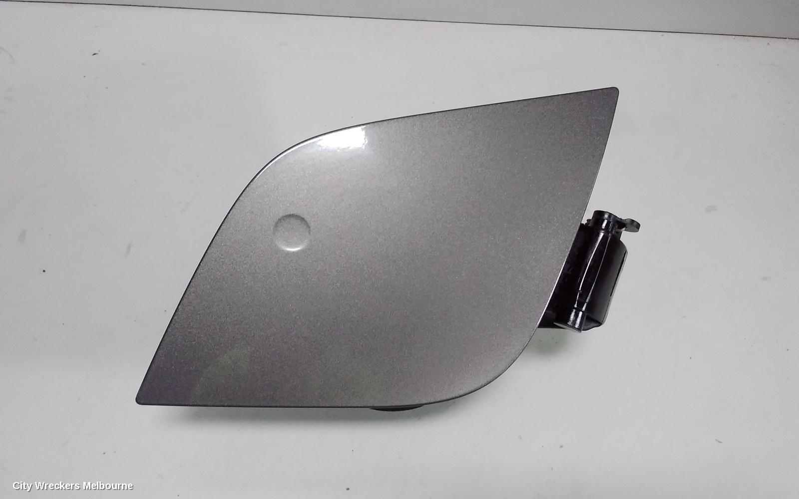FORD FOCUS FUEL DOOR / FILLER, FUEL FLAP, HATCH, LW, 05/2011 - 08/2015