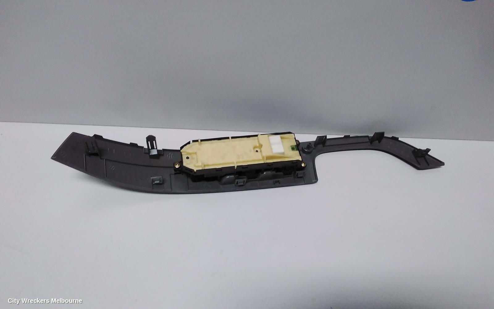 TOYOTA ESTIMA PWR DR WIND SWITCH, RH FRONT (MASTER SWITCH), XR50, 05-19 (IMPORT)