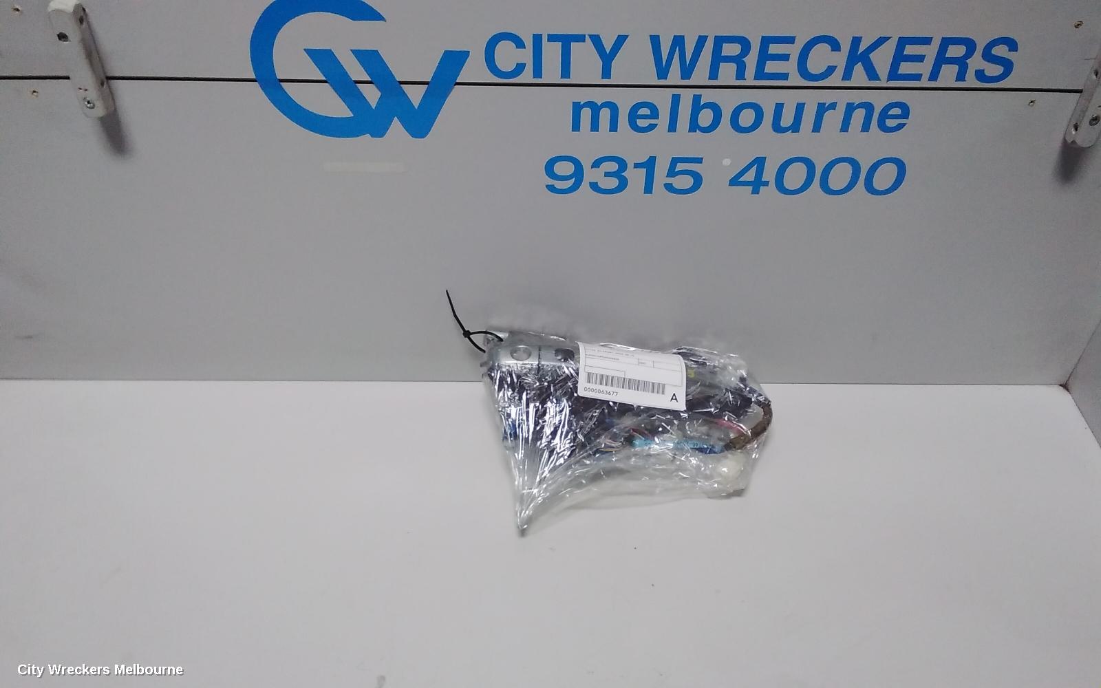 TOYOTA ESTIMA DOOR HANDLE, OUTER, RH FRONT, XR50, 05-19