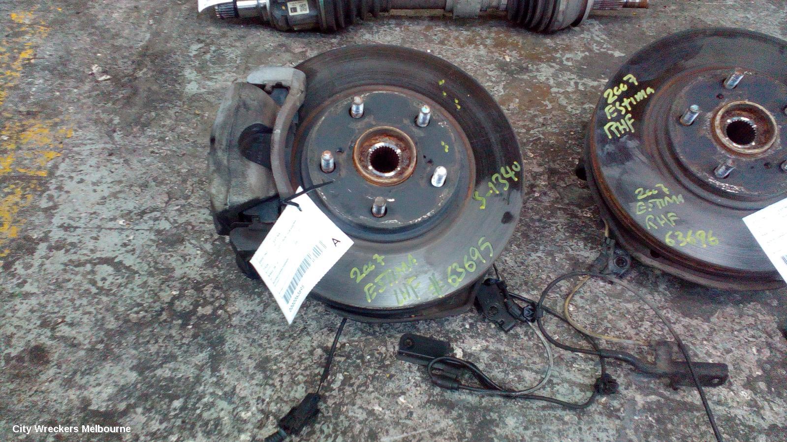 TOYOTA ESTIMA LEFT FRONT HUB ASSEMBLY, XR50, 05-19