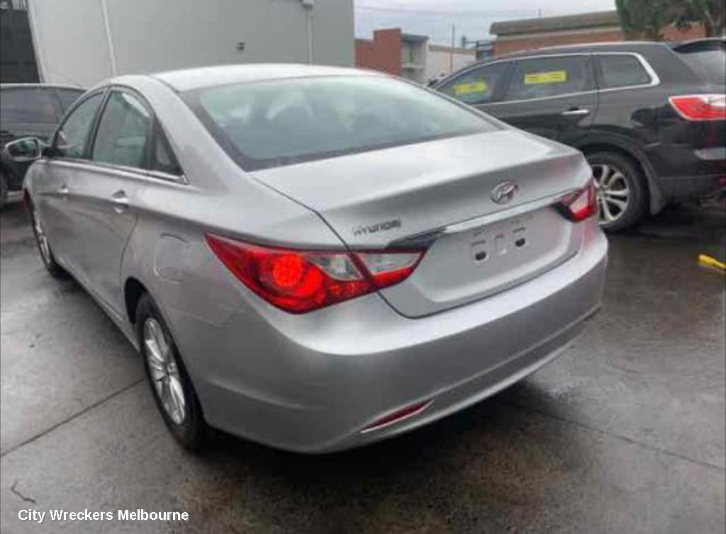 HYUNDAI I45 MOUNT, YF, 02/2010 - 05/2014