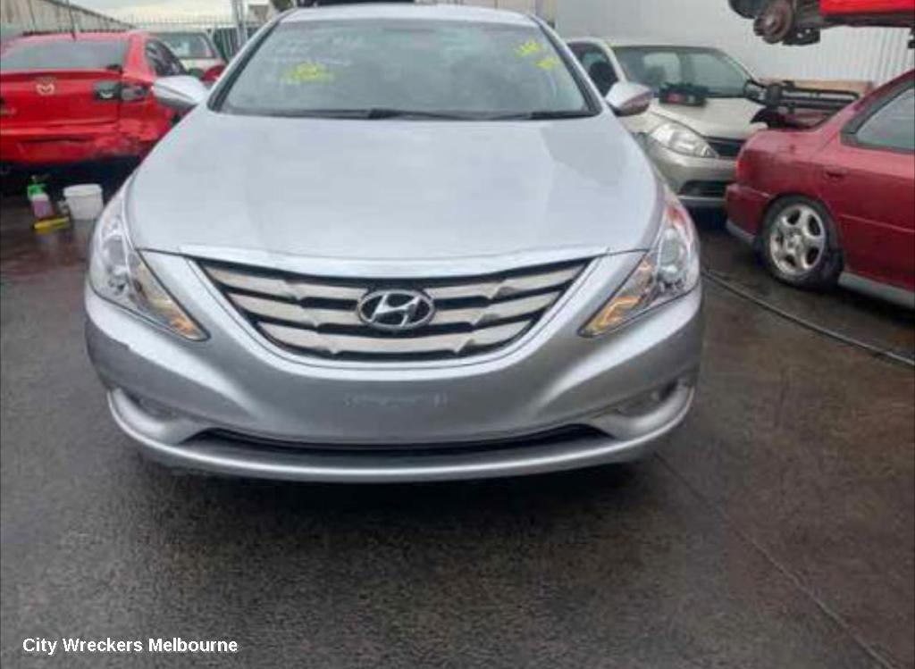 HYUNDAI I45 MOUNT, YF, 02/2010 - 05/2014