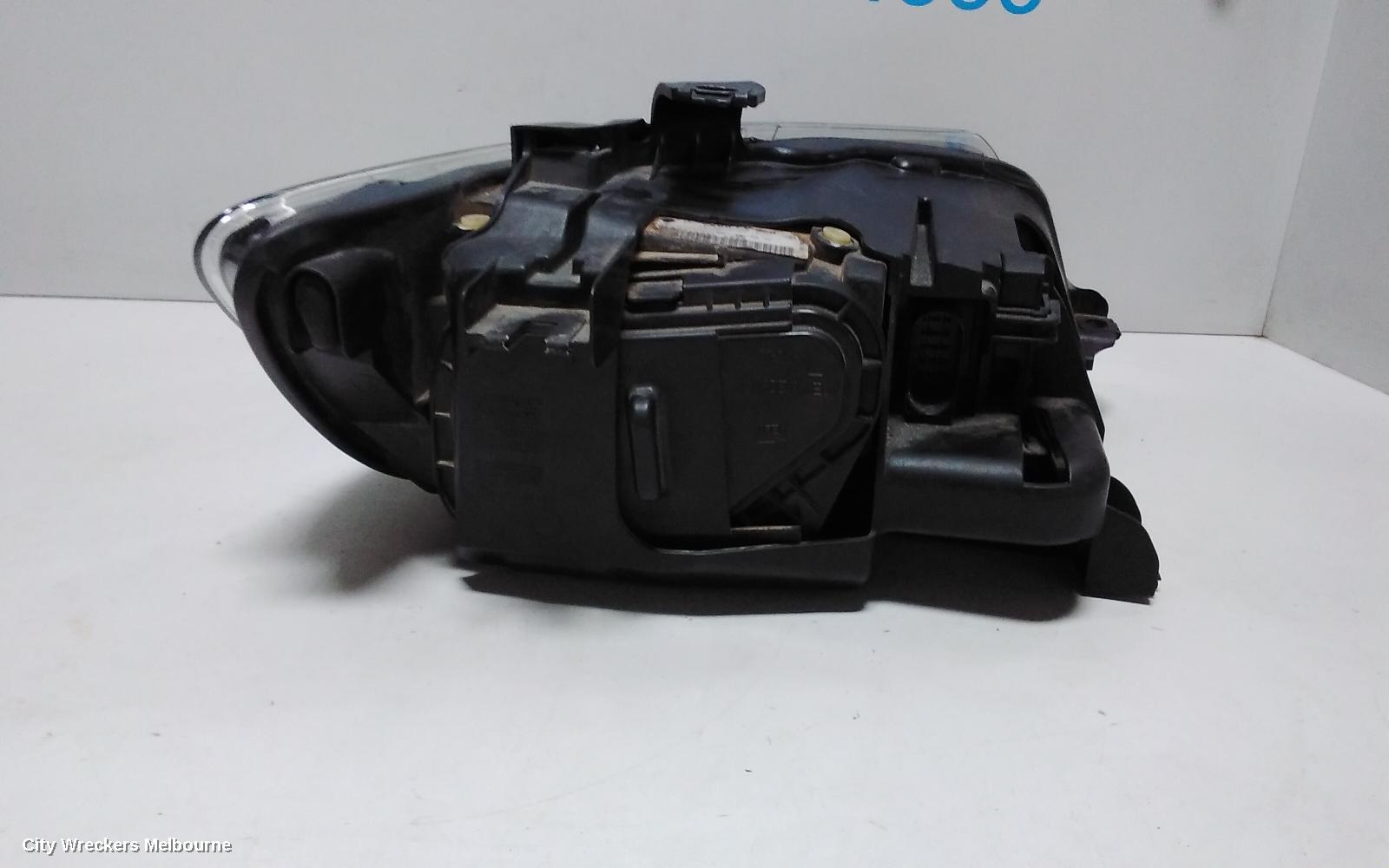 AUDI Q7 LEFT HEADLAMP, 4L, HALOGEN TYPE, 10/2009 - 08/2015