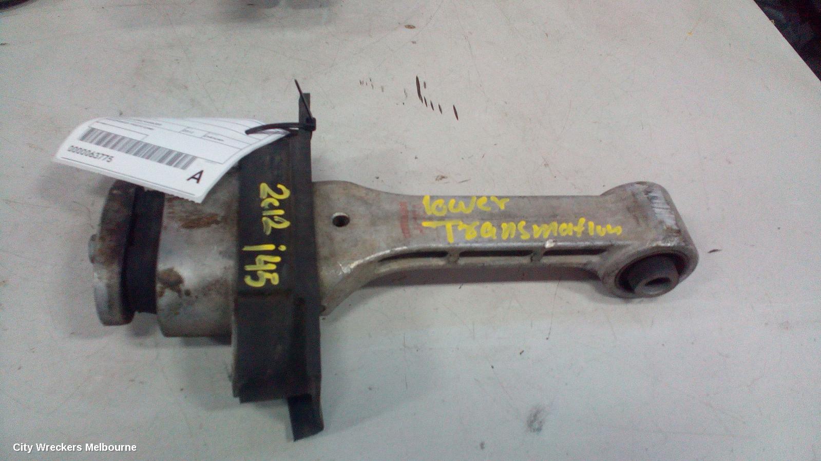 HYUNDAI I45 MOUNT, YF, 02/2010 - 05/2014