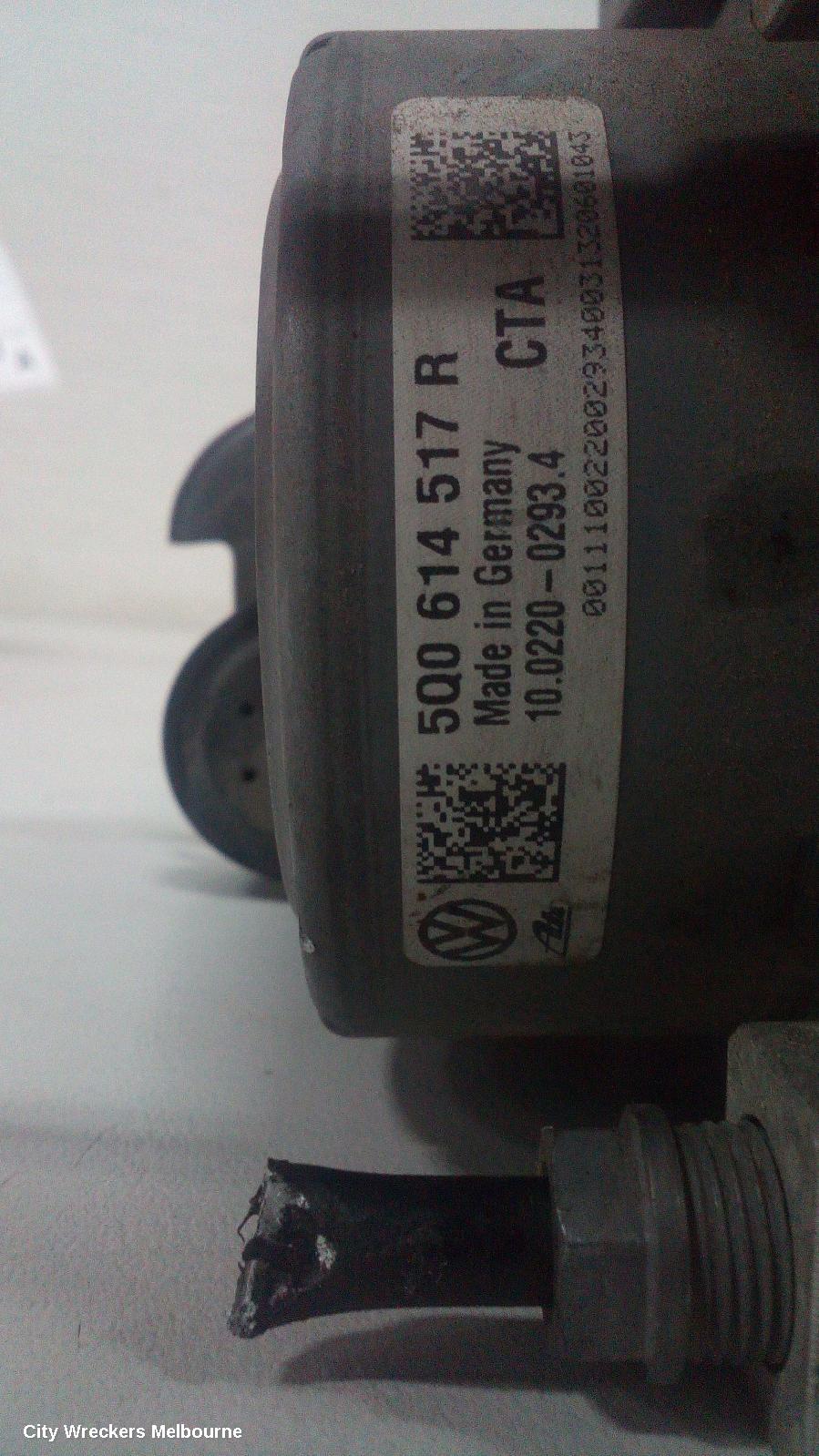 VOLKSWAGEN GOLF ABS PUMP/MODULATOR, GEN 7, ON MOTOR P/N 3Q0614517R, 03/2013 ONWARDS