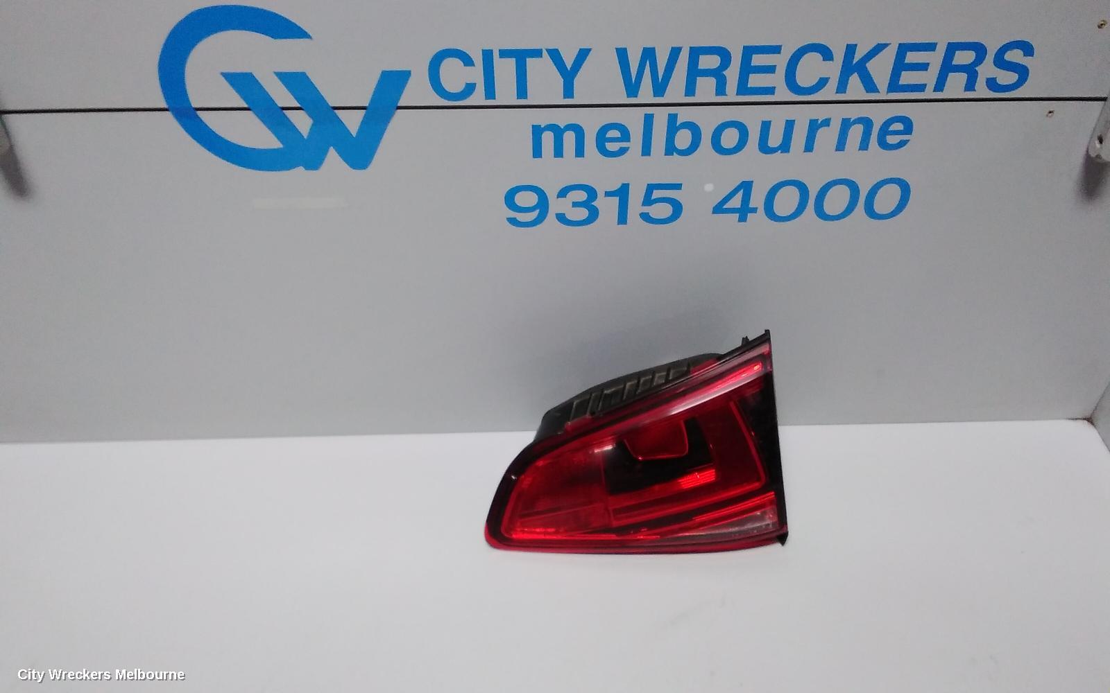VOLKSWAGEN GOLF REAR GARNISH, TAILGATE LAMP (RH SIDE), GEN 7, HATCH, 04/2013 - 03/2017
