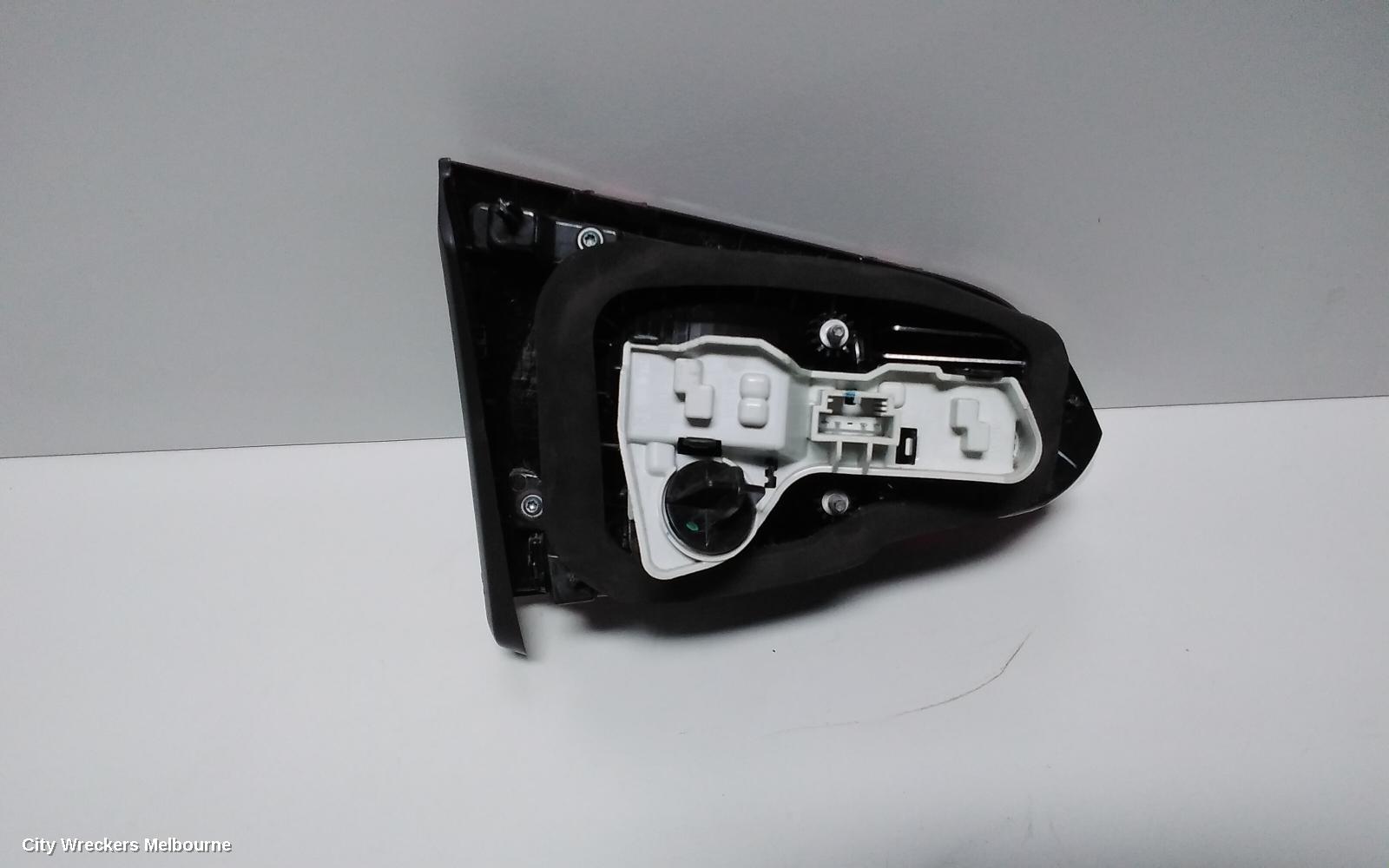 VOLKSWAGEN GOLF REAR GARNISH, TAILGATE LAMP (RH SIDE), GEN 7, HATCH, 04/2013 - 03/2017