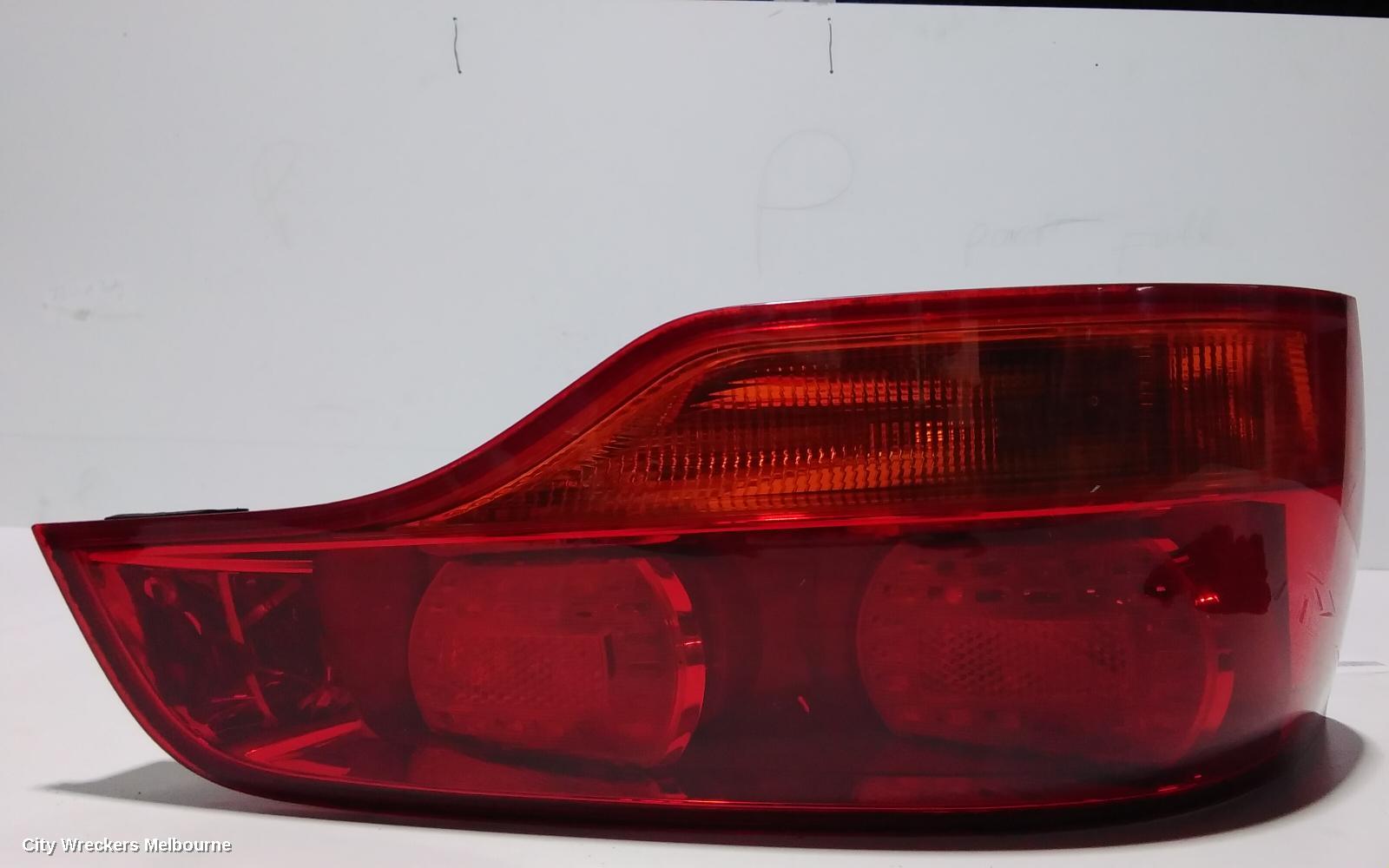 AUDI Q7 LEFT TAILLIGHT, 4L, IN TAILGATE, 09/2006 - 09/2009